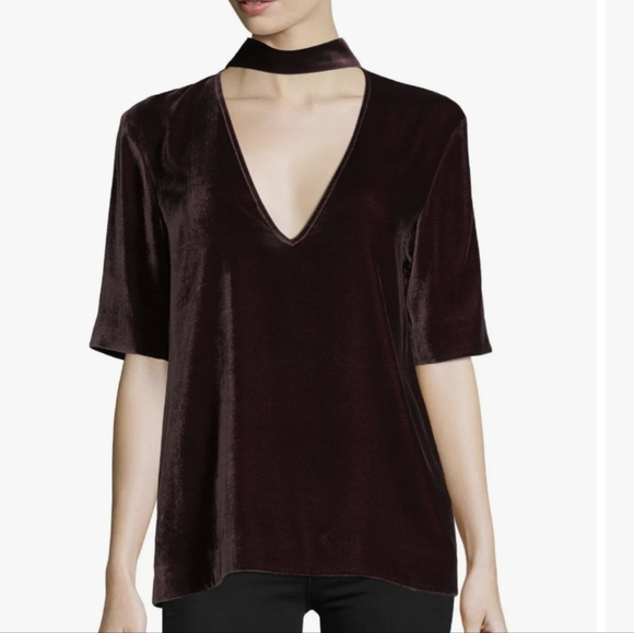 Theory Women's Split V-Neck Maroon Short Sleeve Velvet Top. Size L - Picture 1 of 8